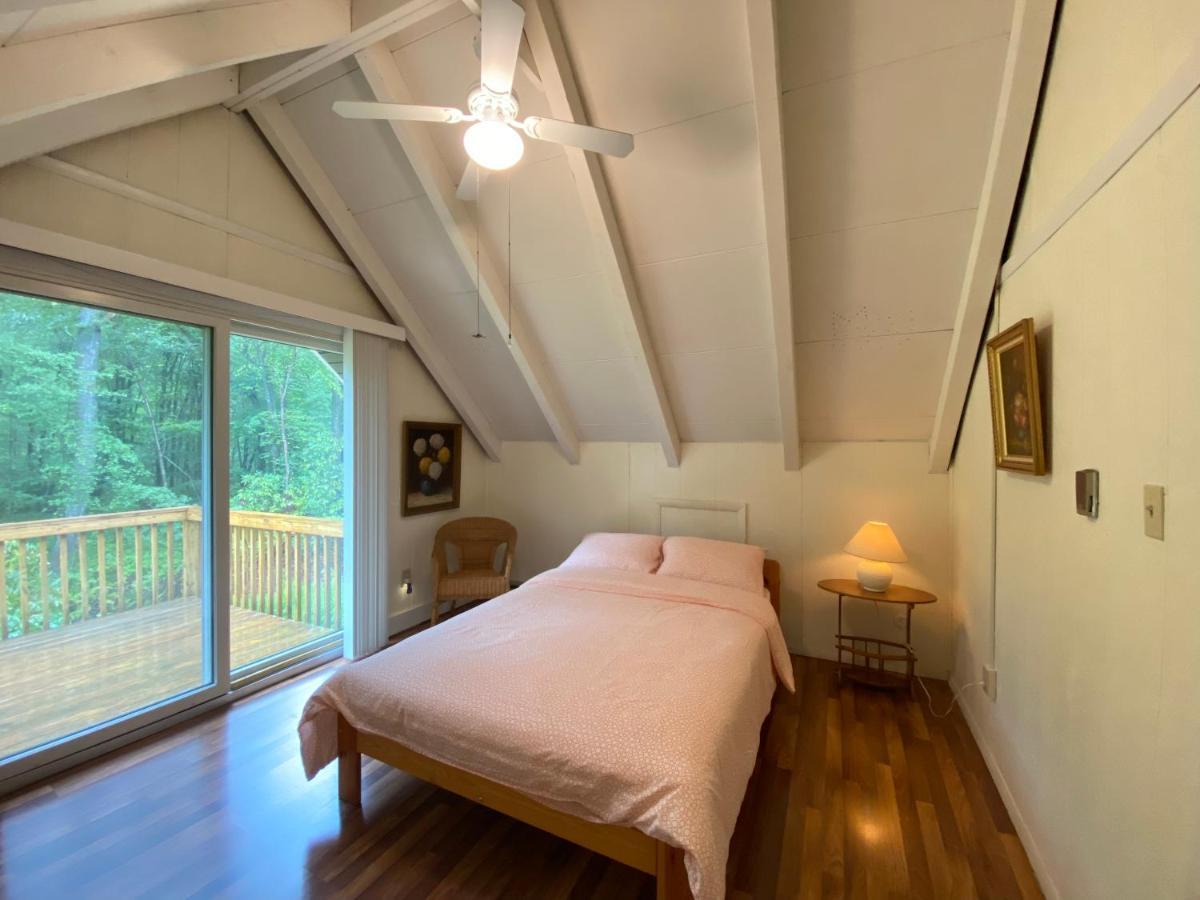 Secluded Chalet On Stream-Mins To Camelback Tannersville Eksteriør billede