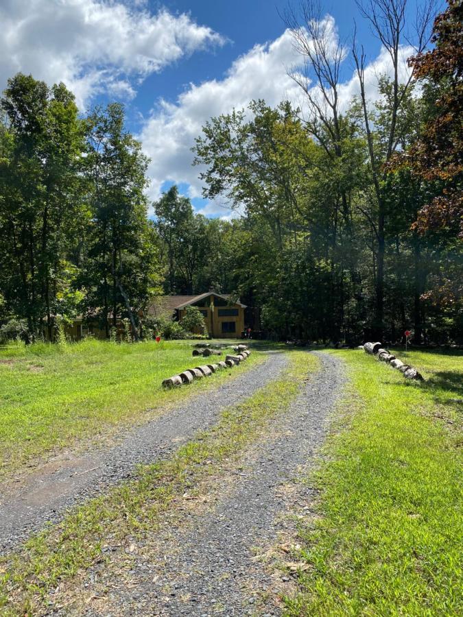 Secluded Chalet On Stream-Mins To Camelback Tannersville Eksteriør billede