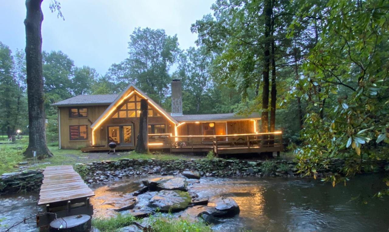 Secluded Chalet On Stream-Mins To Camelback Tannersville Eksteriør billede